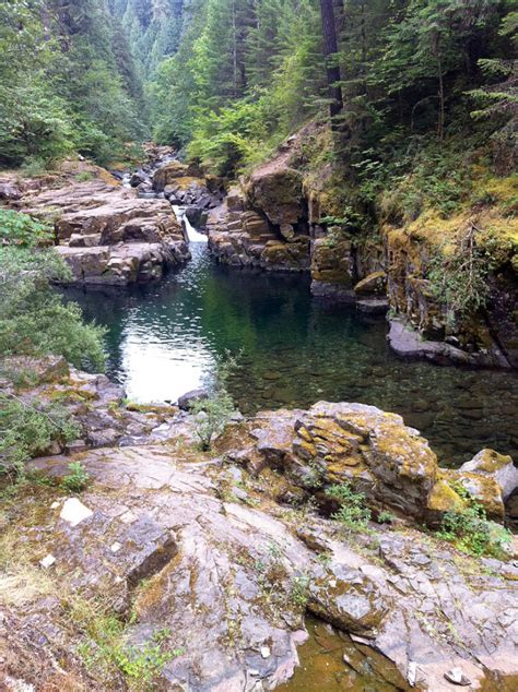 These 9 Oregon Swimming Holes Will Make Your Summer Epic