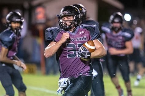 Prep Football Roundup: Raymond-South Bend, Pe Ell-Willapa Valley win