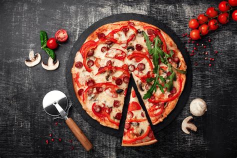 Download Tomato Still Life Food Pizza 4k Ultra Hd Wallpaper
