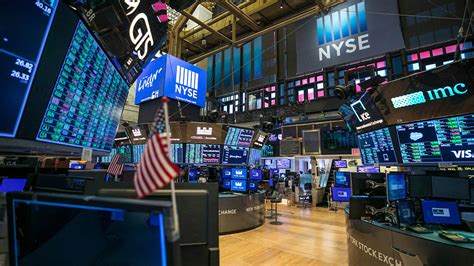√ Nyse New York Stock Exchange Trading Floor Reopens Under New