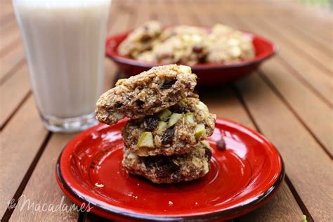Sure, the holidays have come and gone, but. Healthy Apple & Raisin Oatmeal Cookies (Gluten free, Sugar ...