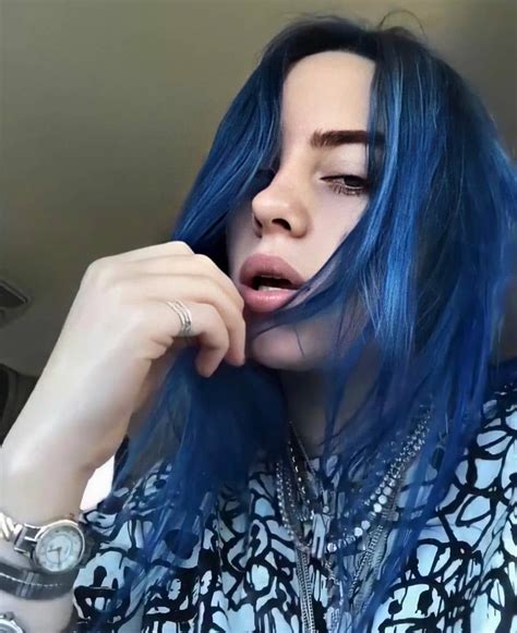 Pin By Maarsel On Billie Blue Hair Blue Hair Aesthetic About Hair