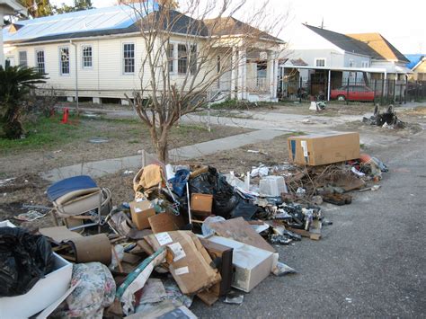 How To Organize A Garage Sale - Garage Door Service