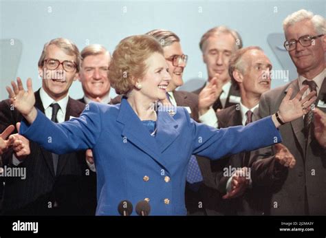 Thatcher Cabinet 1989 Hi Res Stock Photography And Images Alamy