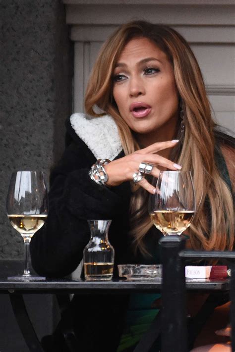 Jennifer Lopez Filming Hustlers In New York 02 Gotceleb
