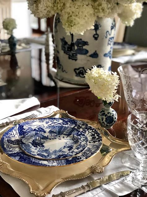 So you're sitting around the table after dinner, or having drinks at a house party, or maybe even a bar, and. Setting a dinner party table (With images) | Dinner party ...