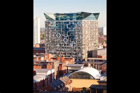 Makes £100m Cube Birmingham Cubed Features Building