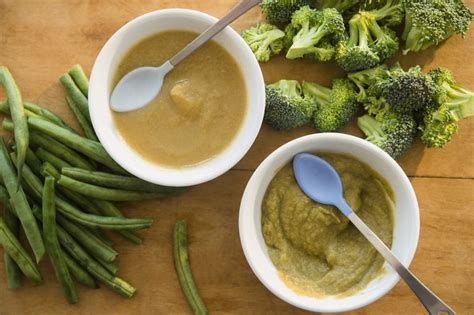Rinse your green beans, then trim off the ends. How To Prevent Homemade Baby Food From Browning