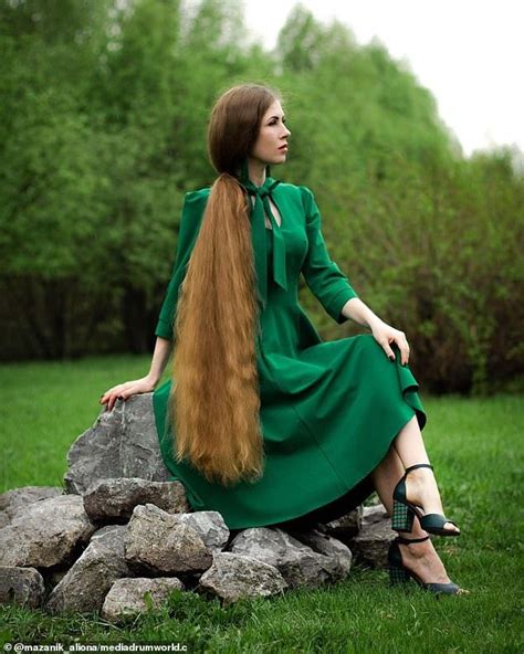 Real Life Rapunzel With 51 Inch Long Hair Has A Hours Long Routine