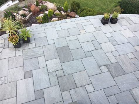Light Grey Indian Sandstone Paving 22mm Calibrated 600 Patio Pack