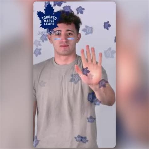 Leafs Confetti Lens By Viktoria Brkic Snapchat Lenses And Filters