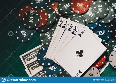 If the highest cards are a tie then the tie is broken by the second highest card. Winning Combination Of Cards In Casino Poker. Royal Flush, A Bunch Of Chips And Money Dollars ...