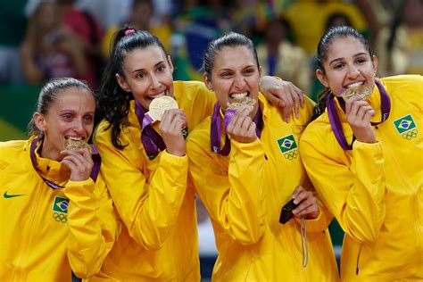 O brasil faz parte do grupo a, que também tem a coreia do sul, japão, quênia, república dominicana e sérvia. CBV homenageará jogadoras de vôlei durante o jogo contra a ...