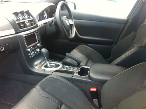 The senator signature features a fully integrated rear fascia, hsv quad exhaust outlets and a senator signature i.d. 2006 Hsv Senator Ve Senator Signature - BoostCruising