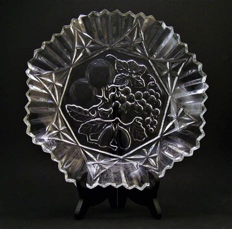 Federal Glass Pioneer Pattern Intaglio Crimped Round Bowl Etsy Uk