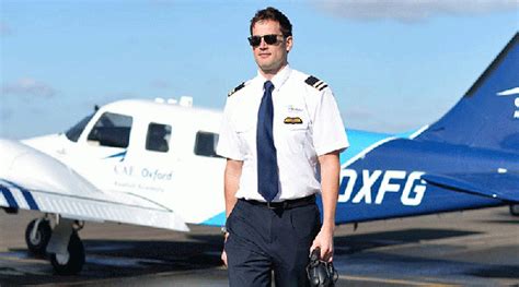 How Many Years Does It Take To Become A Commercial Pilot Infolearners