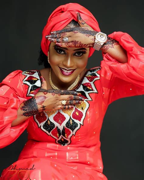 Kyawawan hotunan yan matan kannywood guda takwas da har. Gidan Technology Da Media : Kalli Zafaffan Hotunan Jaruma Hassana Muhammad