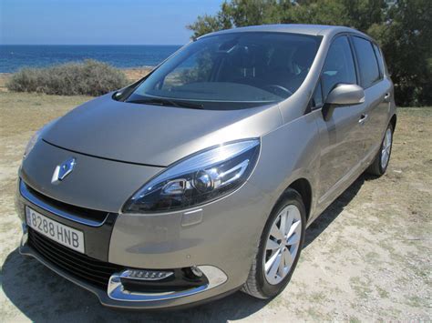 Renault Scenic 2.0 Privilege Automatic 140 BHP For Sale | Mía Cars