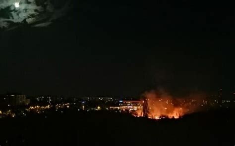 VIDEO Incendiu puternic în zona retrocedată din Parcul IOR din Capitală