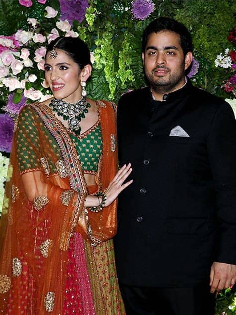(ril), a fortune global 500 company and india's most valuable company by market value. In Pictures: Sisters Kareena and Karisma celebrate cousin ...