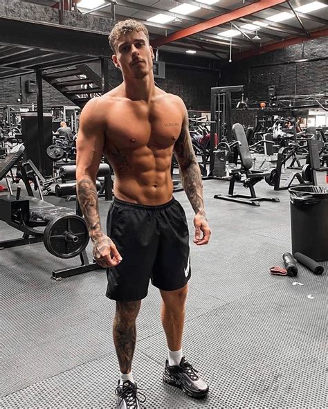 Kori Sampson Korisampson Instagram Photos And Videos Mens Gym