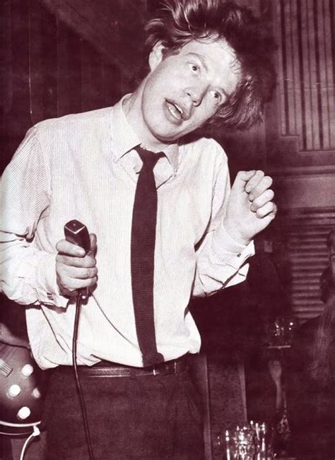 30 Rare And Amazing Vintage Photographs Of A Young Mick Jagger From The