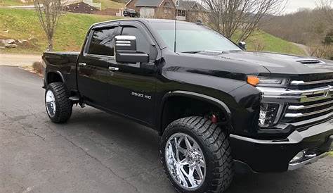 2020 2500HD 35's on a Leveling Kit