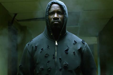Luke Cage Trailer Marvels At Netflix Bulletproof Defender
