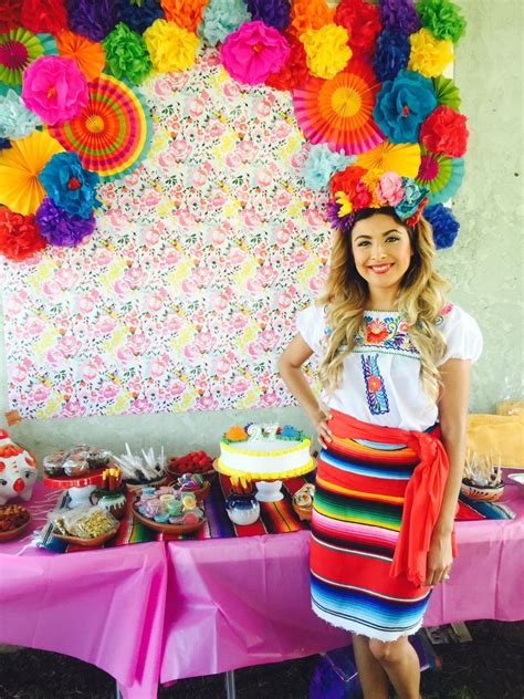 And we're here to get your creative juices flowing, so you can fashion a fun and memorable event for you and your. Flower backdrop Mexican theme fiesta. Mexican theme outfit ...