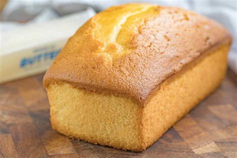 This tested recipe for traditional gluten free pound cake is moist and tender, dense and buttery, just like you remember. Vanilla Pound Cake | TheBestDessertRecipes.com