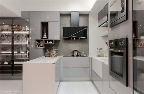 Silestone is suitable for multiple applications such as kitchen countertops, bathrooms, flooring, and wall siding. Silestone Eternal Statuario Quartz - Worktops.net