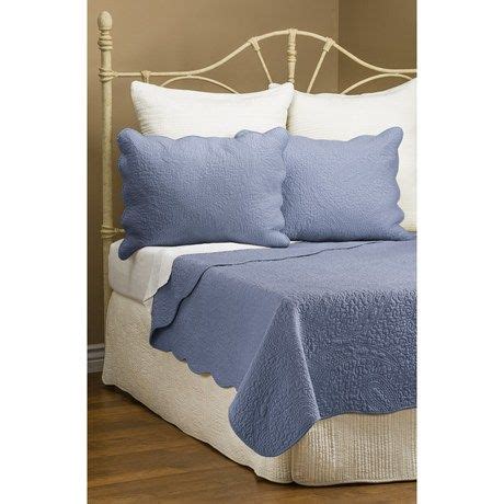 Find new and preloved blue ivy items at up to 70% off retail prices. Ivy Hill Home Cooper Paisley Quilt Set - Full-Queen in ...