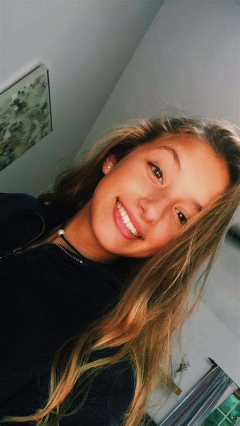 Pin By Bæb On Teen Catfish Girl Blonde Girl Selfie Pretty Face