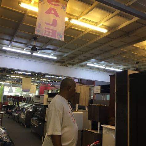 When perabot bahagia opened its first set of doors in 1997, the way people bought furniture was changed forever. Kedai Perabot Klang | Desainrumahid.com