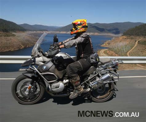 The most accurate bmw r1200gs adventure mpg estimates based on real world results of 2.3 million miles driven in 211 bmw r1200gs adventures. BMW R 1200 GS | MCNews.com.au