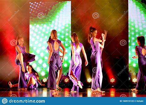 Womans Dancing Modern Dance Competition Beauty Editorial Stock Photo Image Of Beauty