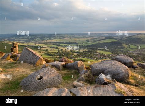 Late evening light at Curbar Edge, Peak District, UK Stock Photo - Alamy