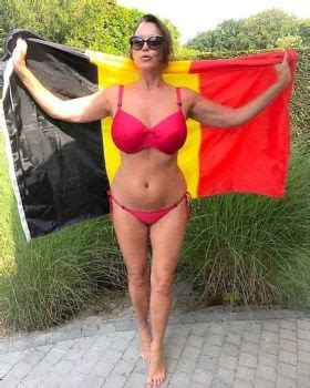 Wendy Van Wanten Trots Op Haar Bikinilijf Aan Alle Oudere Het Nieuwsblad Https