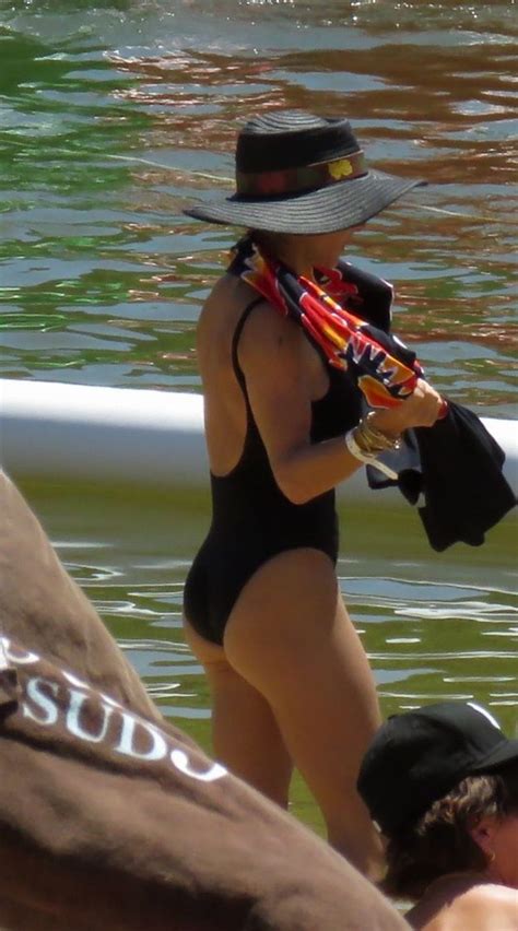 Elsa Pataky Sexy Swimsuit Ass Shots 41 Photos The Fappening