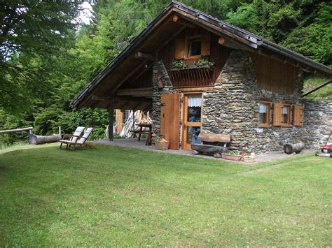 Inserisci il tuo indirizzo email per ricevere avvisi quando saranno disponibili nuovi annunci per affitto casa in montagna. Affitto baita in ValSugana, situata a 1400 mslm, appartata ...