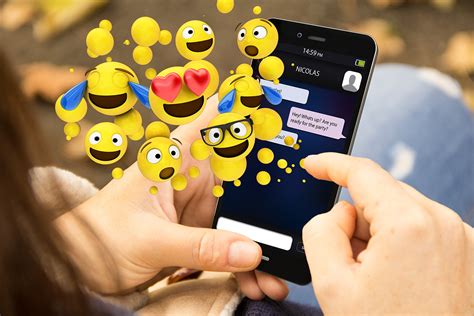 People Who Use Emojis Have More Sex Because ‘theyre Better At