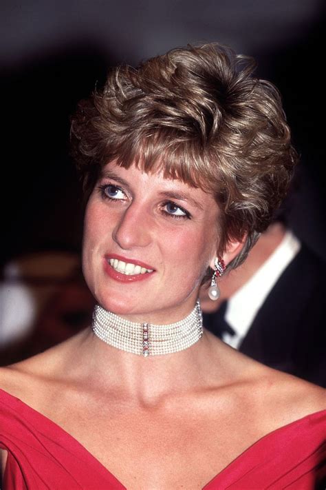 Princess Dianas Hair Though The Year Diana Princess Of Wales Style