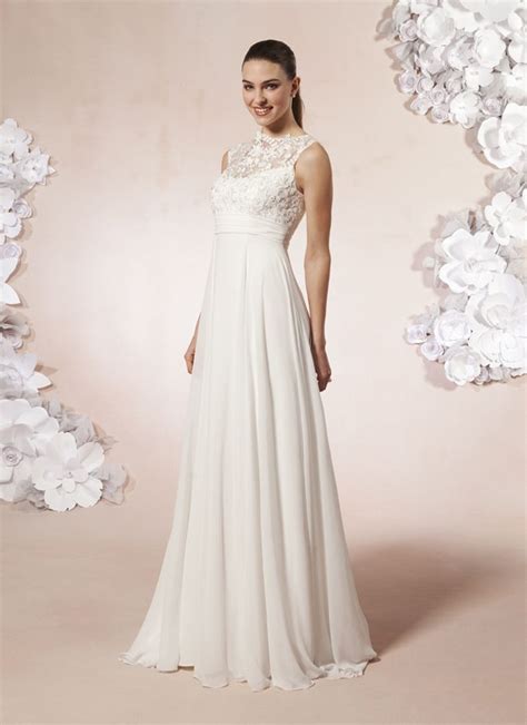 A beach wedding taking place at 1 pm will be far more casual than a church wedding at 4 pm, followed by a country club reception at 6 pm. Wedding Dress For 60 Year Olds