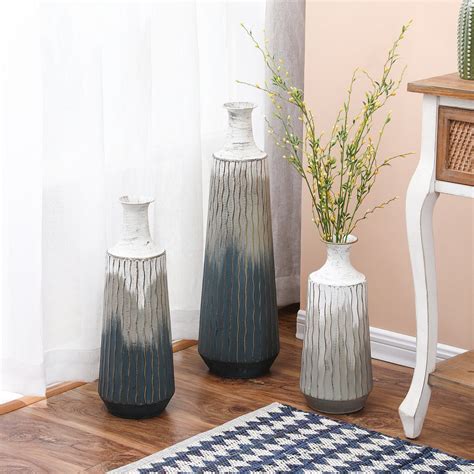 10 Farmhouse Floor Vase Ideas