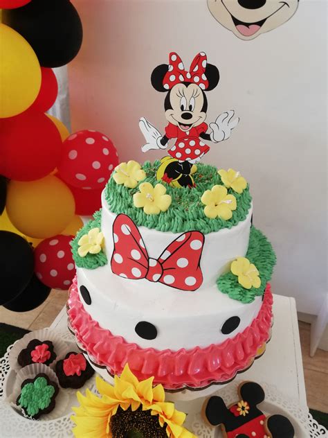 Minnie Mouses Cake Minnie Mouse Cake Mouse Cake Cake