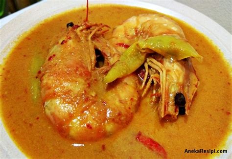 Udah tau nanti malam mau masak apa? Resepi Gulai Lemak Udang