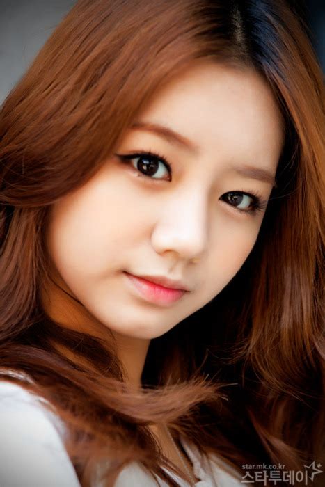 Lee hyeri has not been previously engaged. Artis Korea yang Lahir pada Bulan Juni (Lengkap ...
