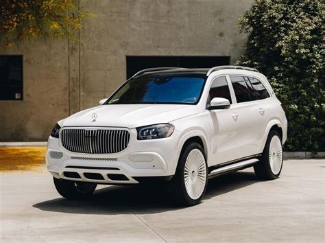 Mercedes Maybach Gls600 Looks Evenly Bleached Riding On Matching 24 In