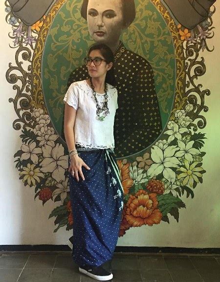 We did not find results for: Inilah Model Baju Dian Sastro yang Terbaru 2016 ...