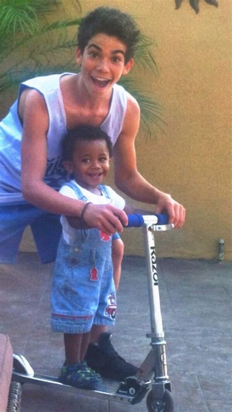 Cameron boyce | jessie disney channel series! Video Porno De Cameron Boyce - TOP PORN